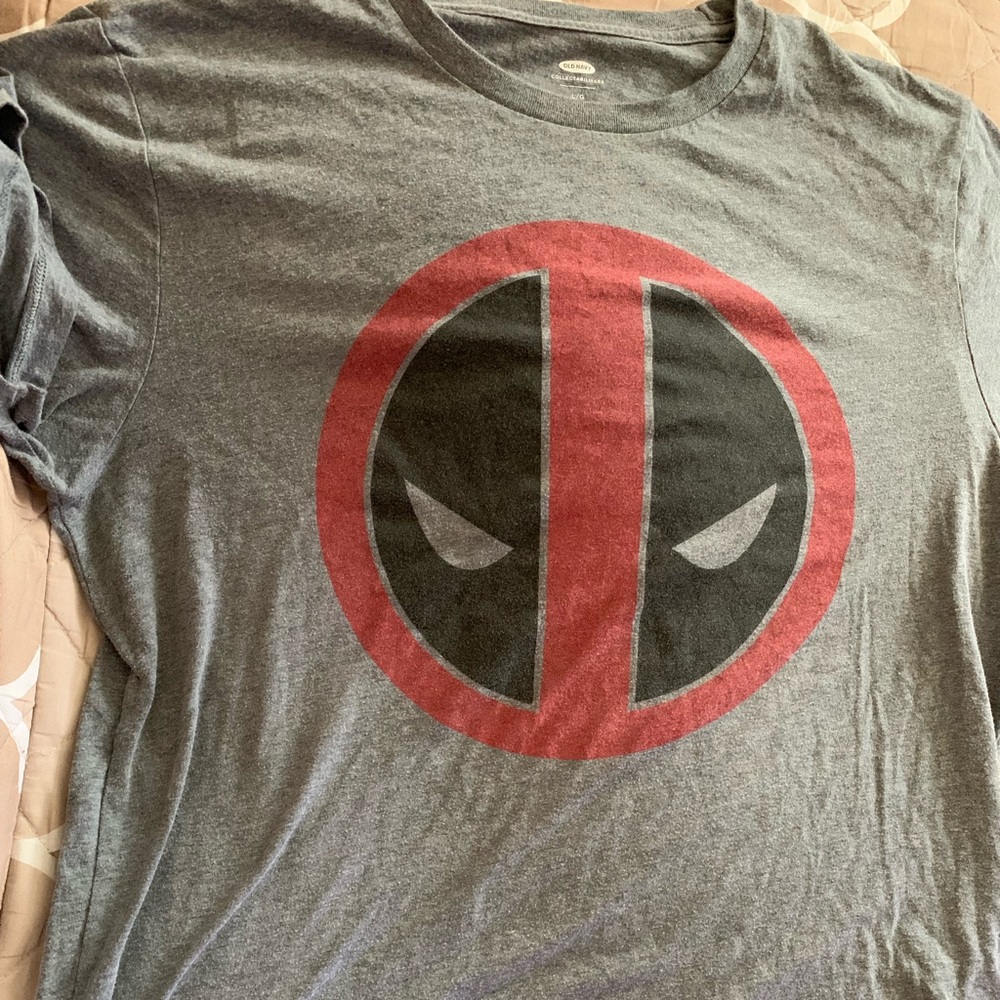 Old Navy Juniors T-Shirt